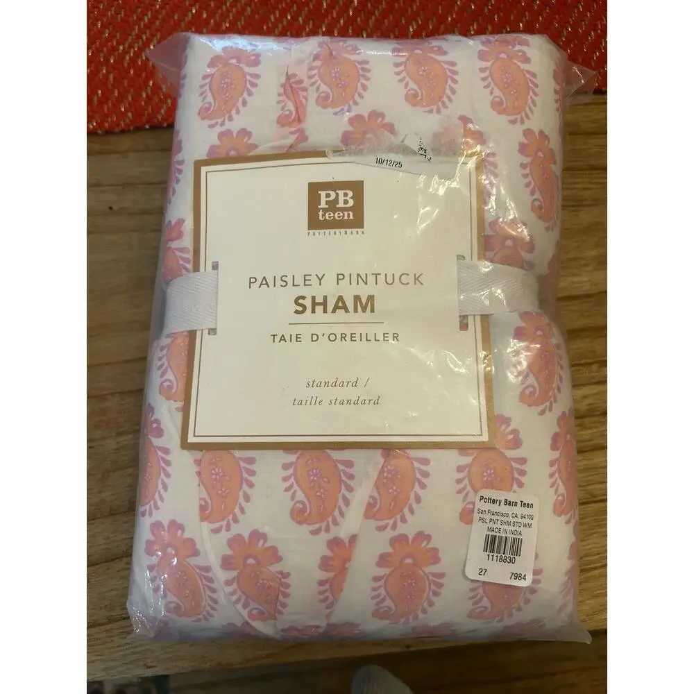 NWT set 2 Pottery Barn Teen Pink Paisley Standard Pillow Shams Pin Tuck Accents‎